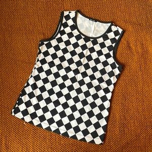 Stretchy black and white tank top